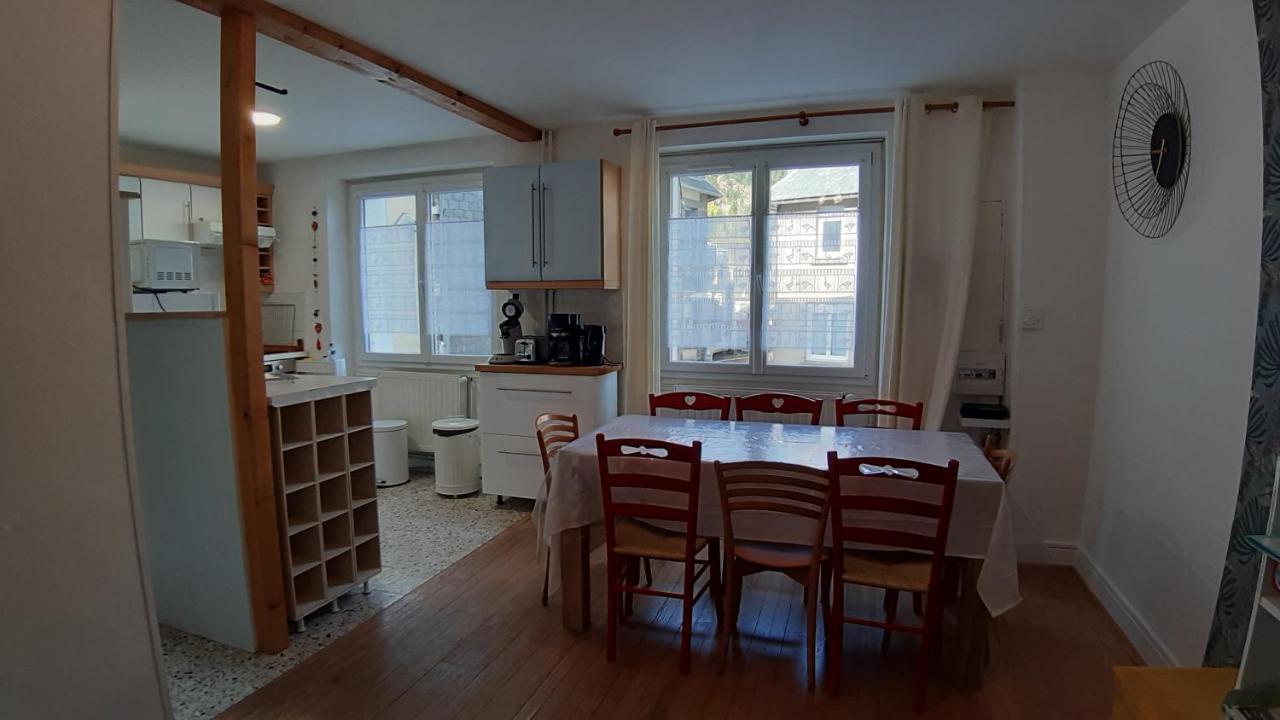 Maison 6-9 Pers Pour Vacances Et Cure Thermale Льо Мон-Дор Екстериор снимка